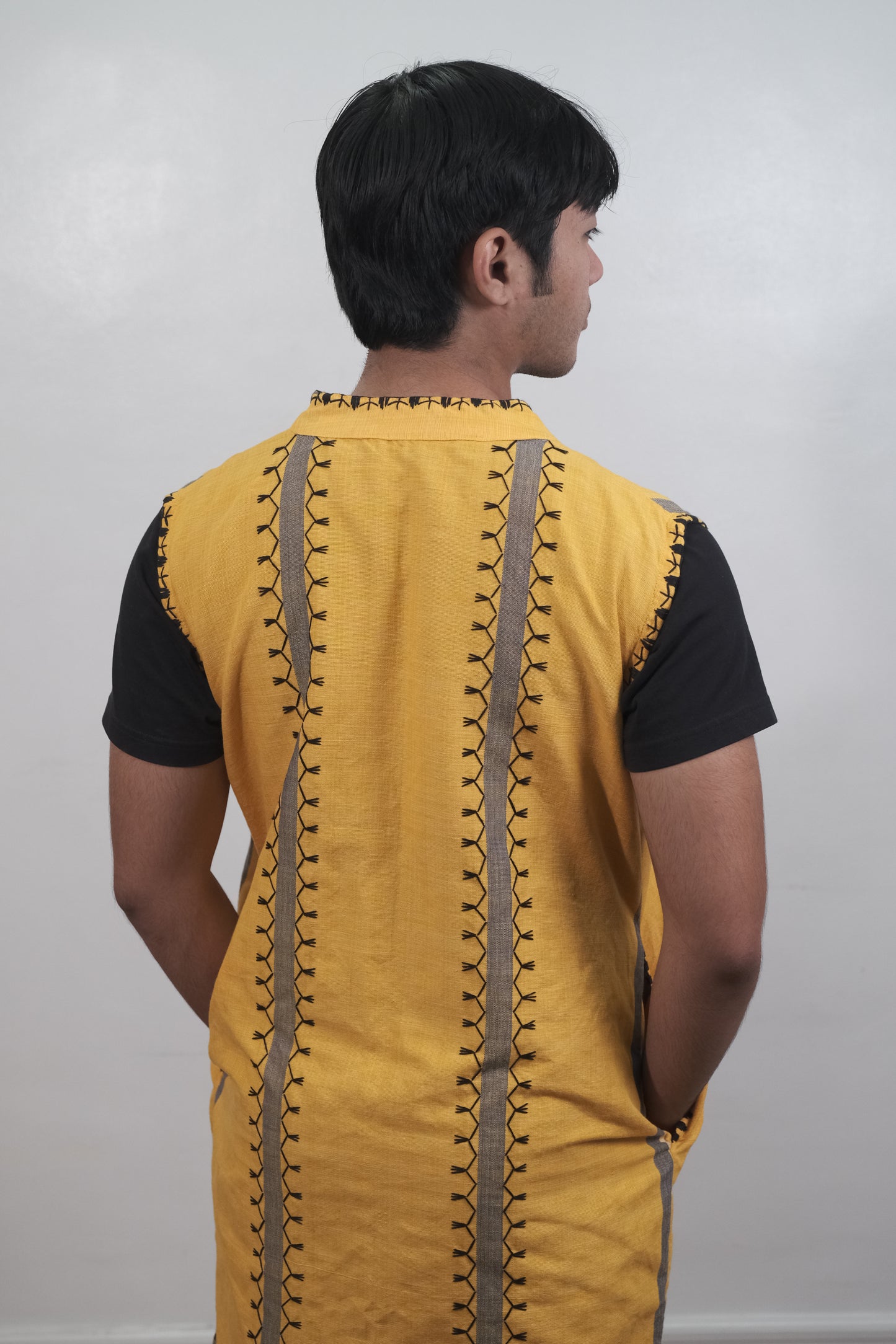 Kantarines Sleeveless Coat in Itneg Embroidery (Yellow and Black)